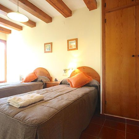 Hostal Centre Del Montsec Llimiana Екстериор снимка