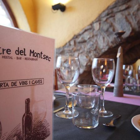 Hostal Centre Del Montsec Llimiana Екстериор снимка