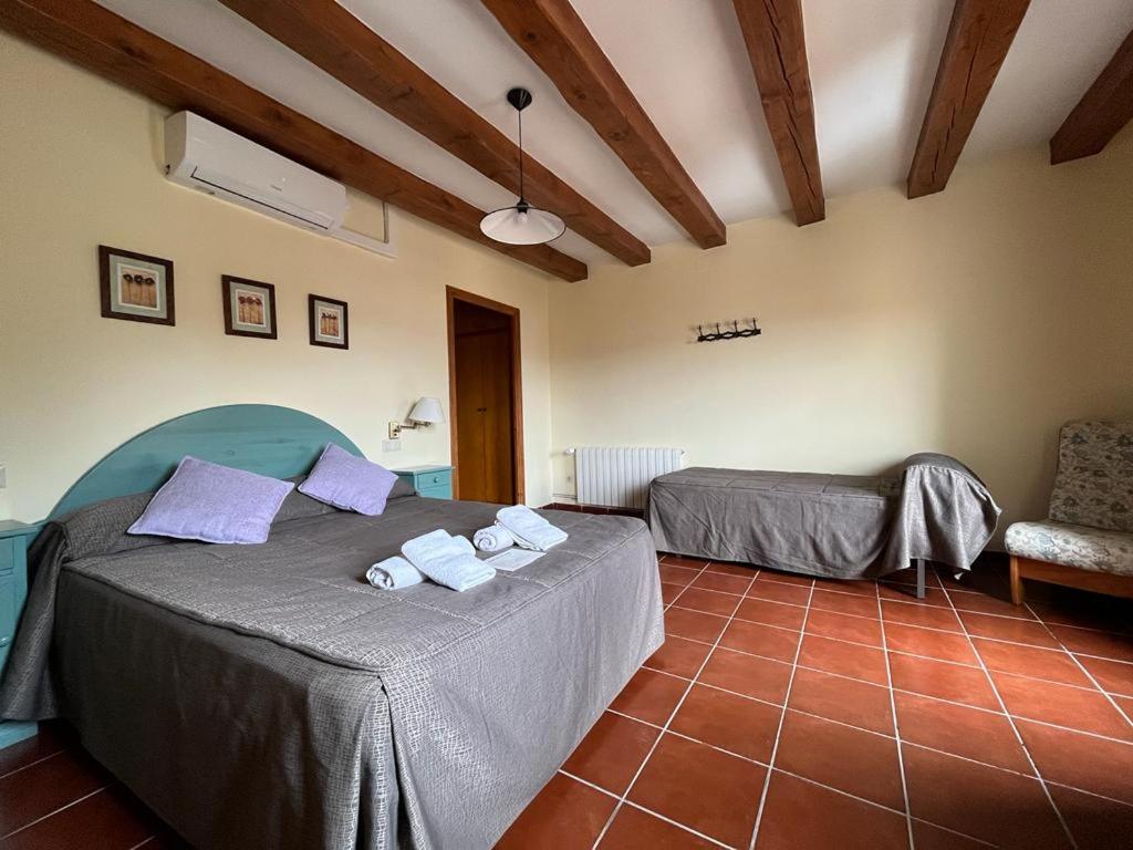 Hostal Centre Del Montsec Llimiana Екстериор снимка