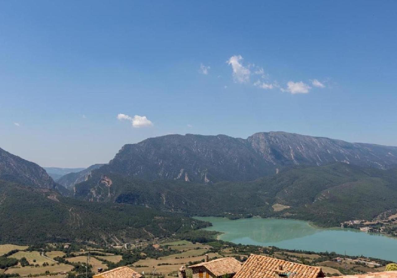 Hostal Centre Del Montsec Llimiana Екстериор снимка