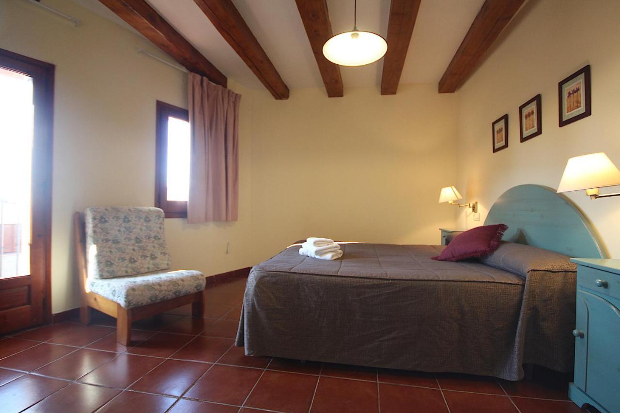 Hostal Centre Del Montsec Llimiana Екстериор снимка