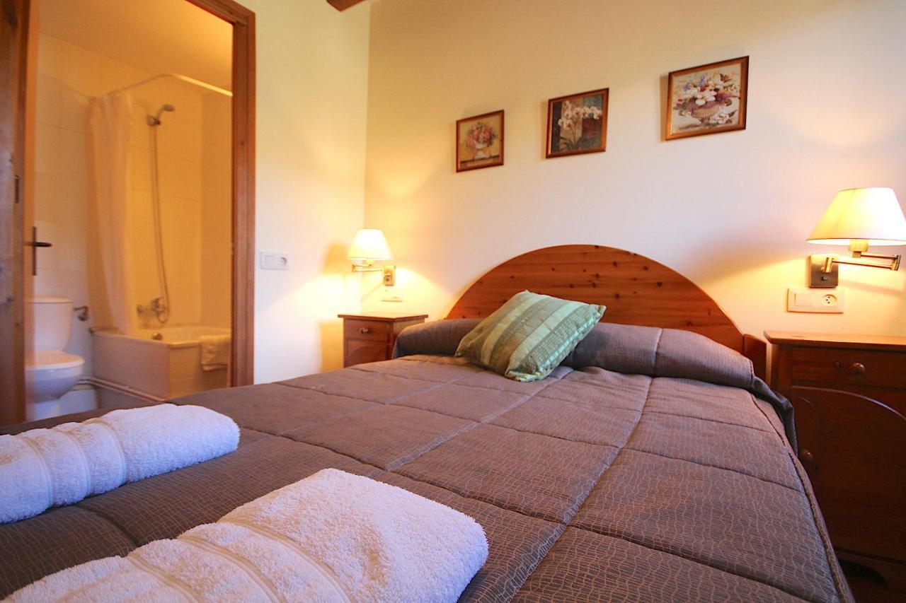 Hostal Centre Del Montsec Llimiana Екстериор снимка
