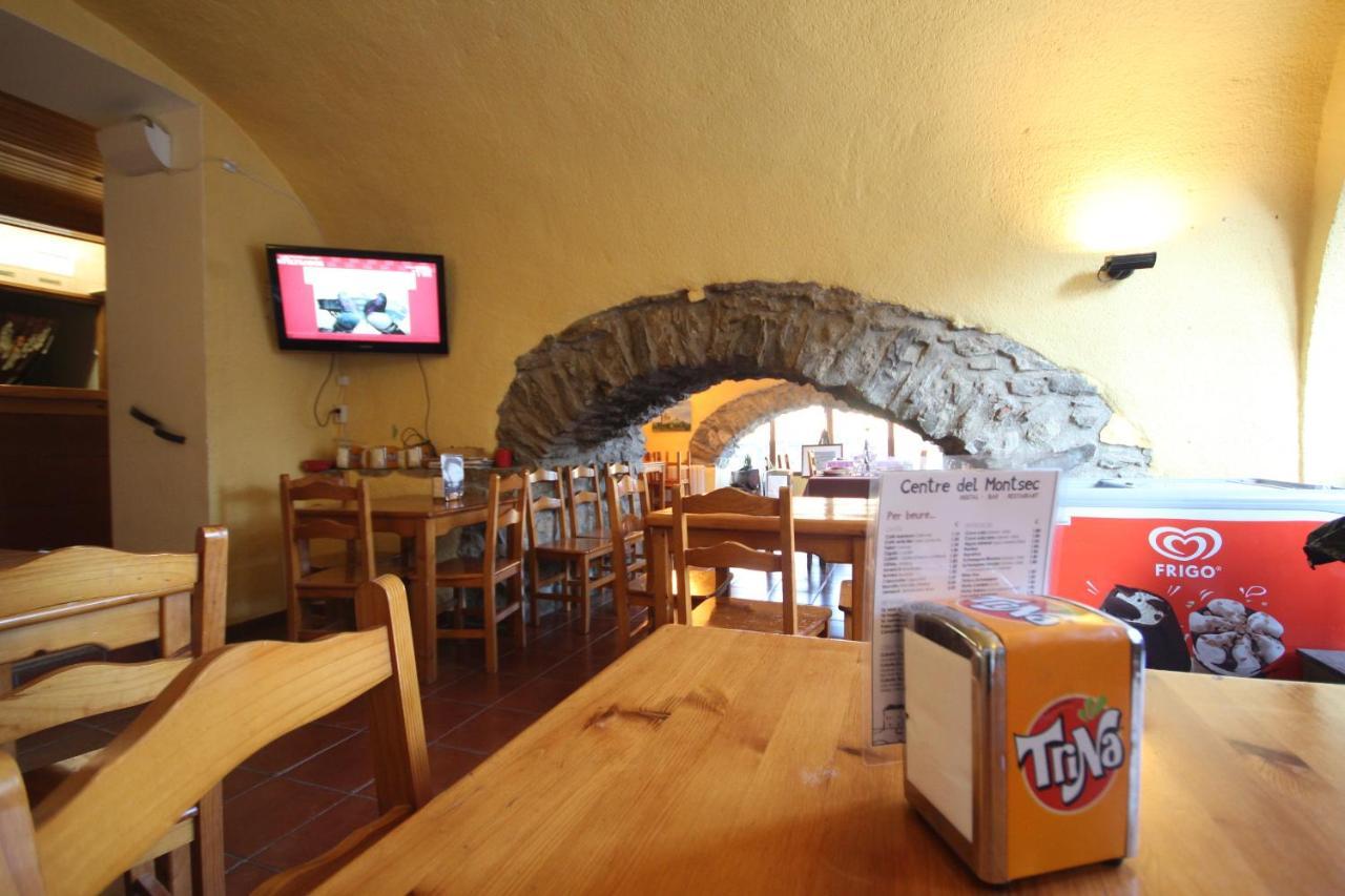 Hostal Centre Del Montsec Llimiana Екстериор снимка