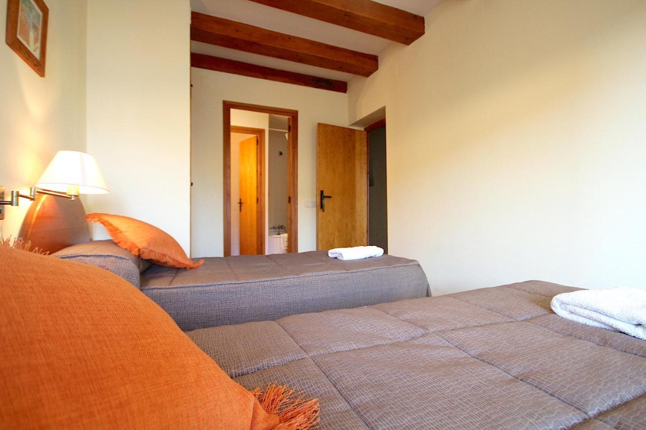 Hostal Centre Del Montsec Llimiana Екстериор снимка