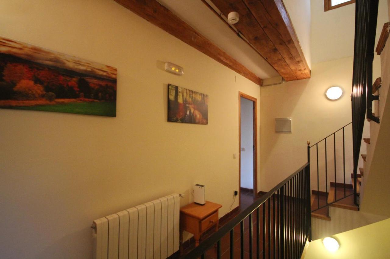 Hostal Centre Del Montsec Llimiana Екстериор снимка