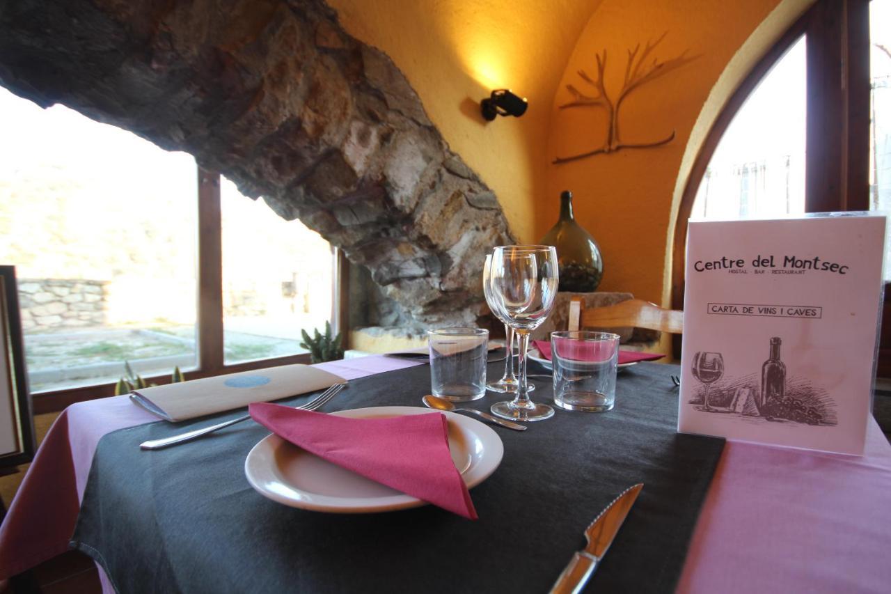 Hostal Centre Del Montsec Llimiana Екстериор снимка