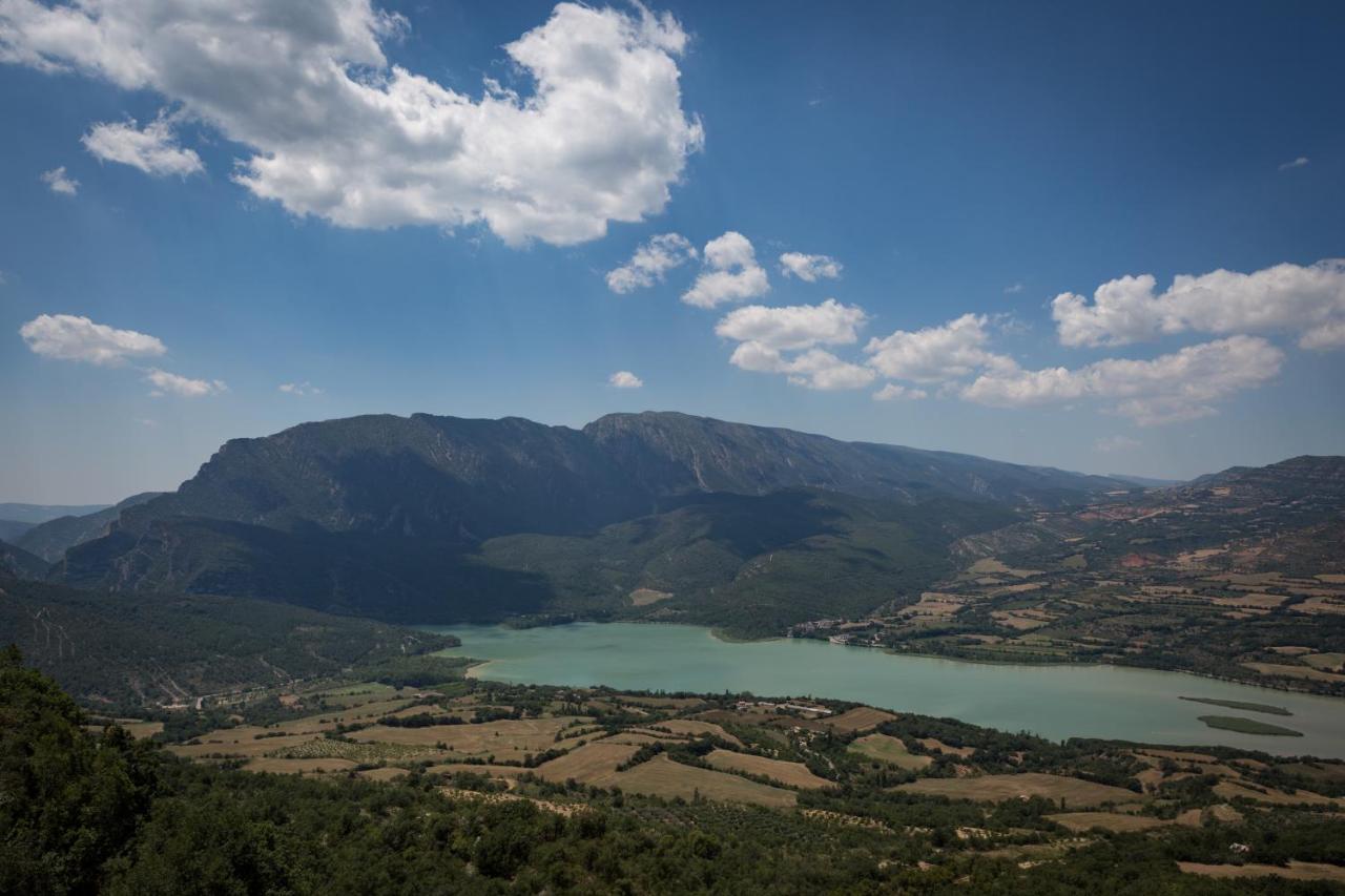 Hostal Centre Del Montsec Llimiana Екстериор снимка