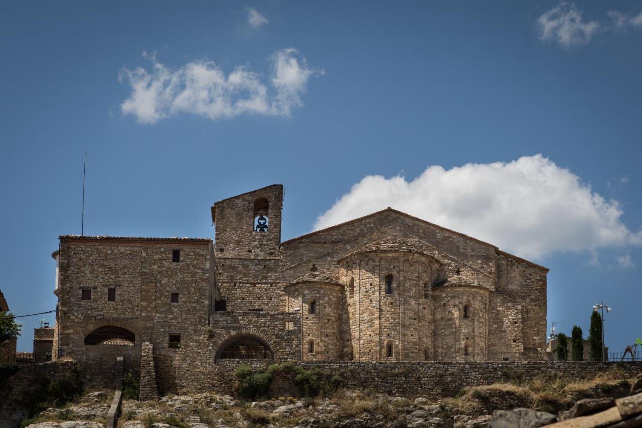 Hostal Centre Del Montsec Llimiana Екстериор снимка
